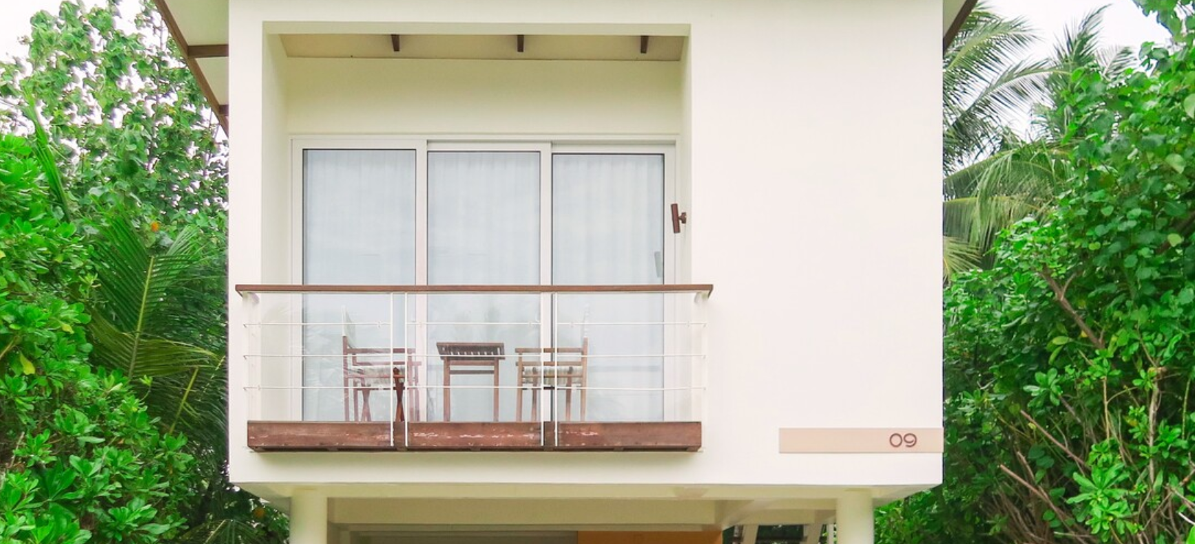 Beach House · garden view